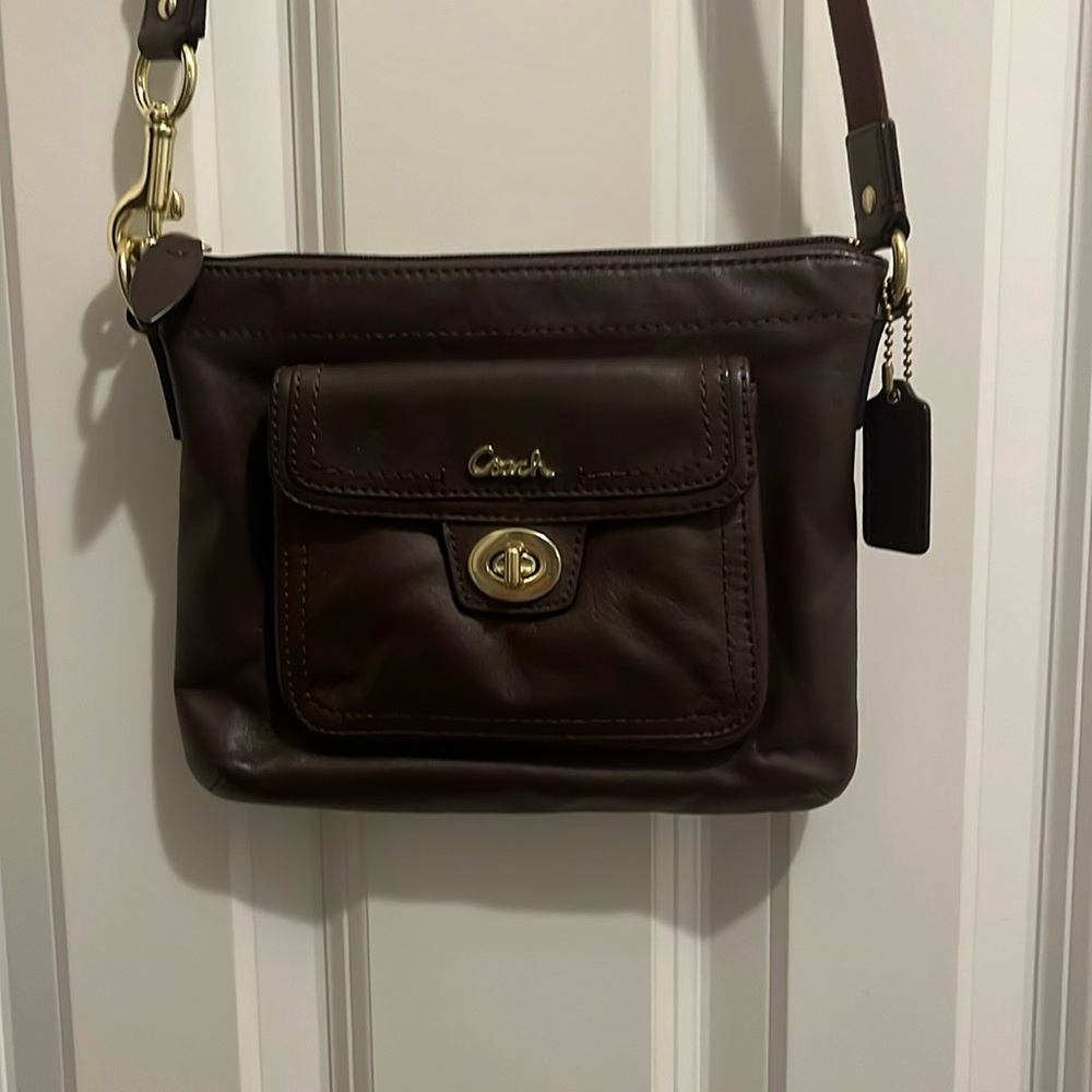 EUC Coach purse with adjustable strap